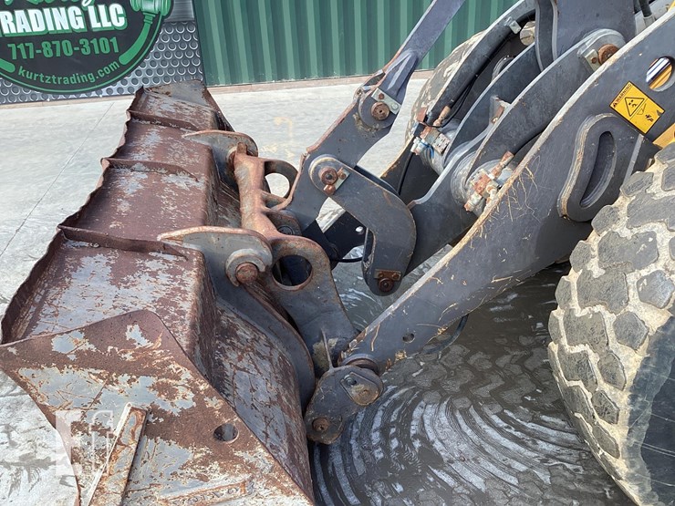 2014-volvo-l45g-image-10