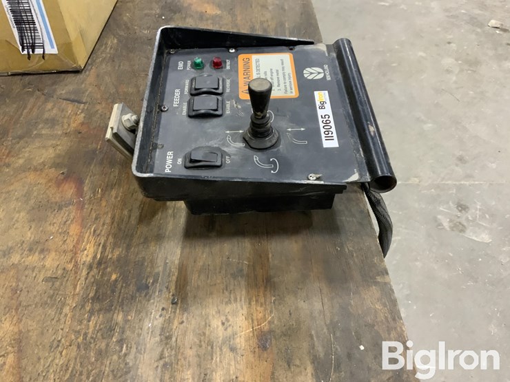 new-holland-corn-chopper-monitor-image-4