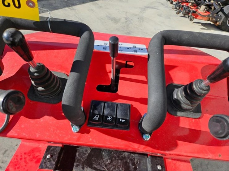 #2542-•-2025-agt-sda-140w-skid-steer-image-18