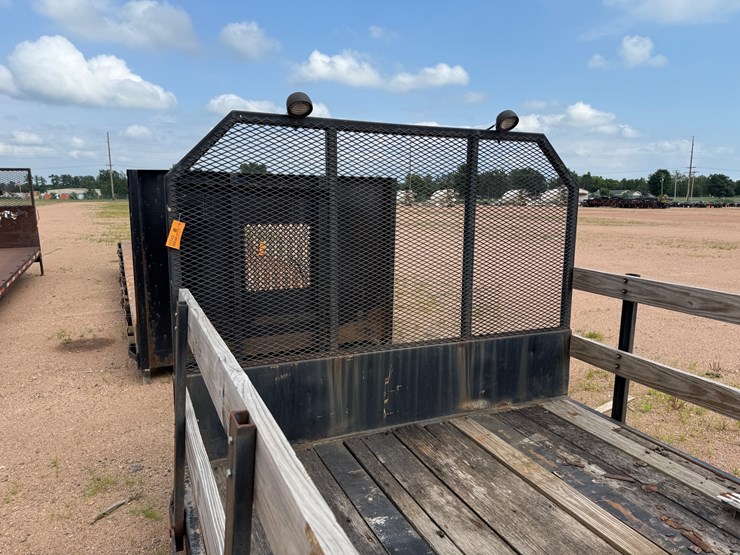 #3190-•-22’-steel-flatbed-image-15