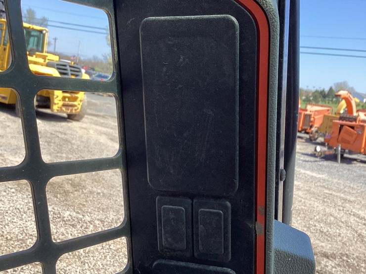 2021-bobcat-t66-image-17