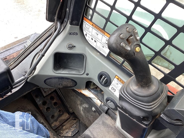 2016-bobcat-s770-image-14