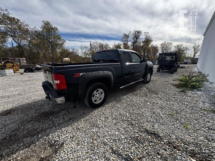 2007-chevrolet-silverado-1500-lt-image-5