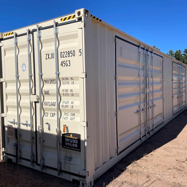 #3334 • 40' Hi-Cube Storage Container