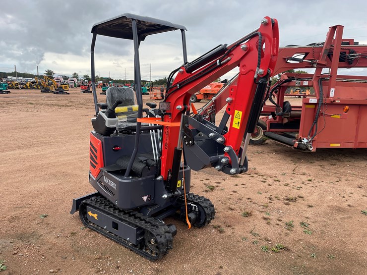 #1692-•-agt-mx15rx-mini-excavator-image-3