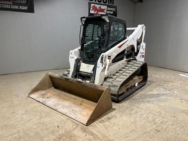 2023-bobcat-t770-image-2