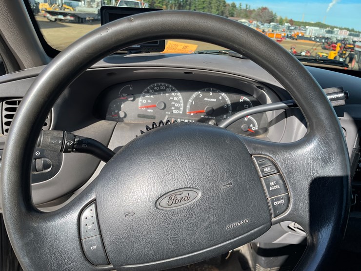 2000-ford-f150-image-18