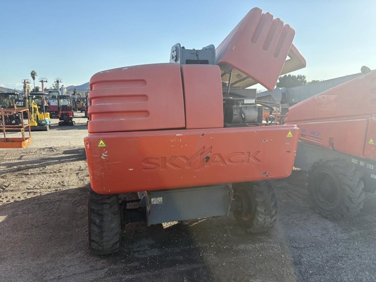 2012-skyjack-sj45t-image-7