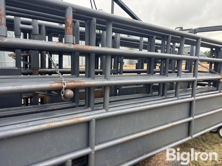 2017-linn-post-&-pipe-wrangler-portable-corral-image-16