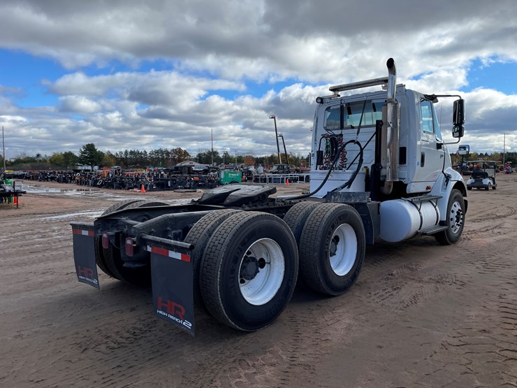 2007-international-8600-image-5