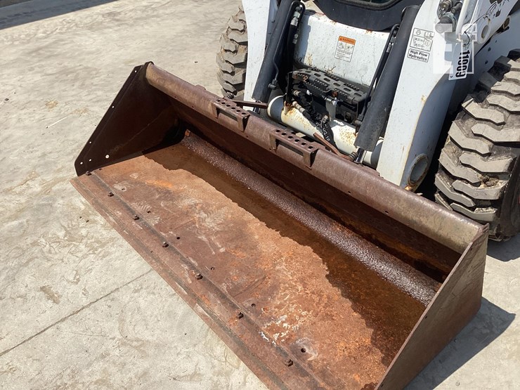 2017-bobcat-s740-image-9