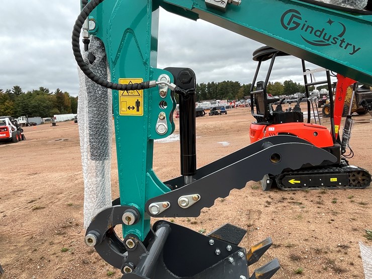 #1790-•-agt-qk16r-mini-excavator-image-17