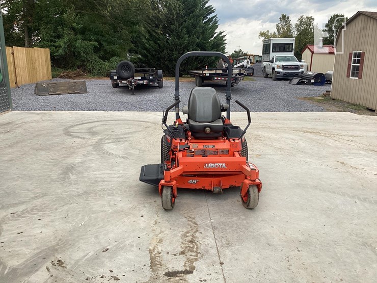 2019-kubota-z724x-image-7