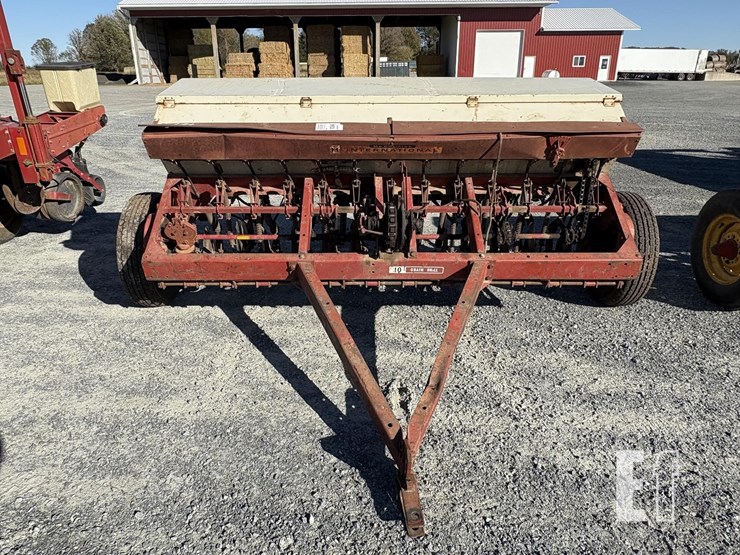 international-10-image-1