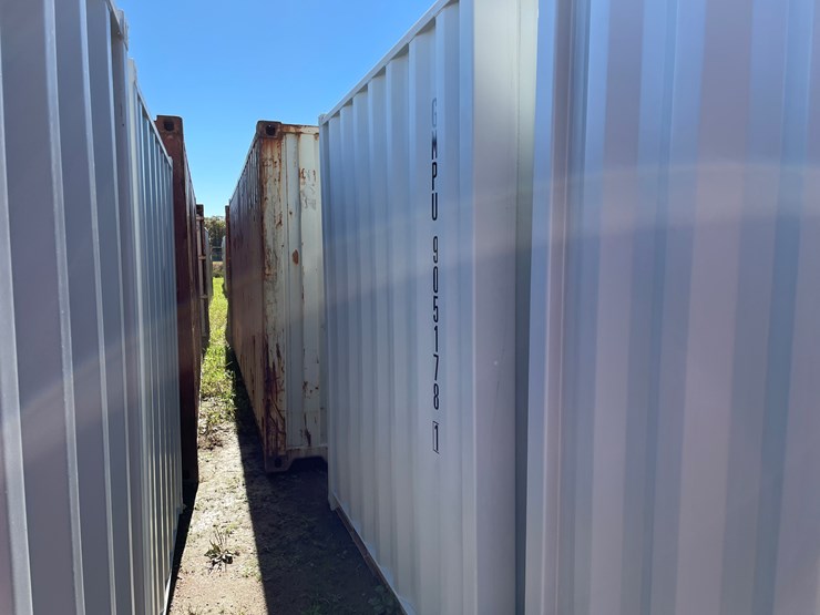 #3637-•-9'-office-container-image-3