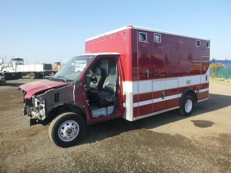 2008-ford-e450-image-1