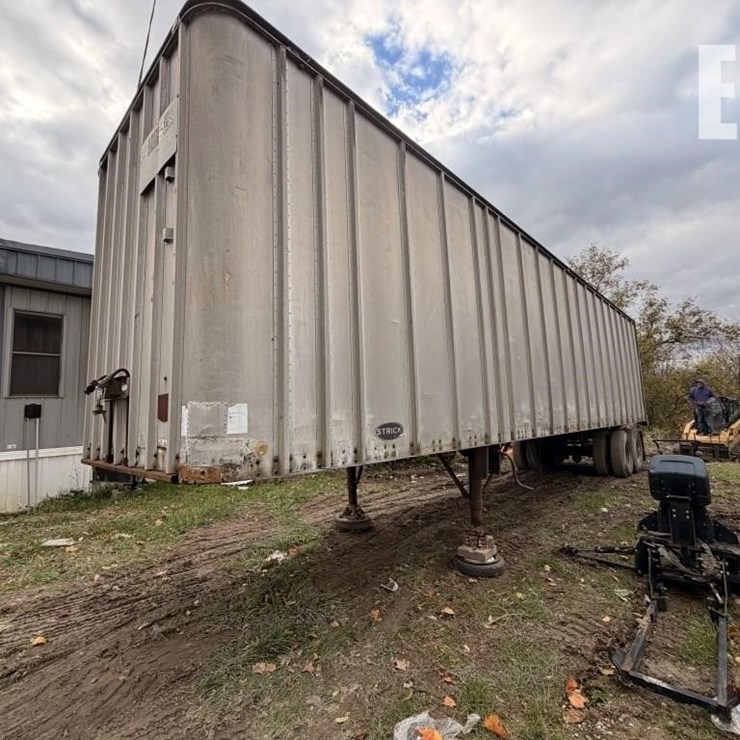 STRICK TRAILER