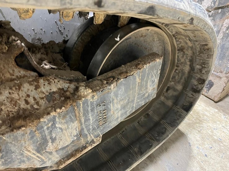 2020-bobcat-t76-image-22