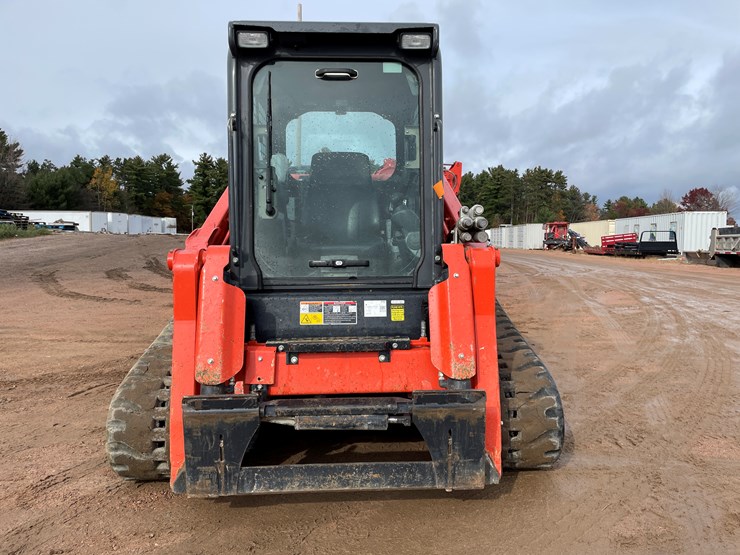 2022-kubota-svl97-2-image-2