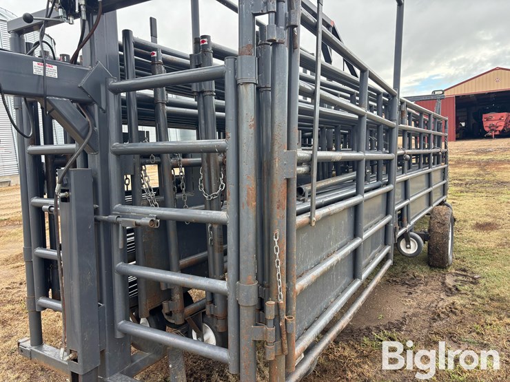 2017-linn-post-&-pipe-wrangler-portable-corral-image-14