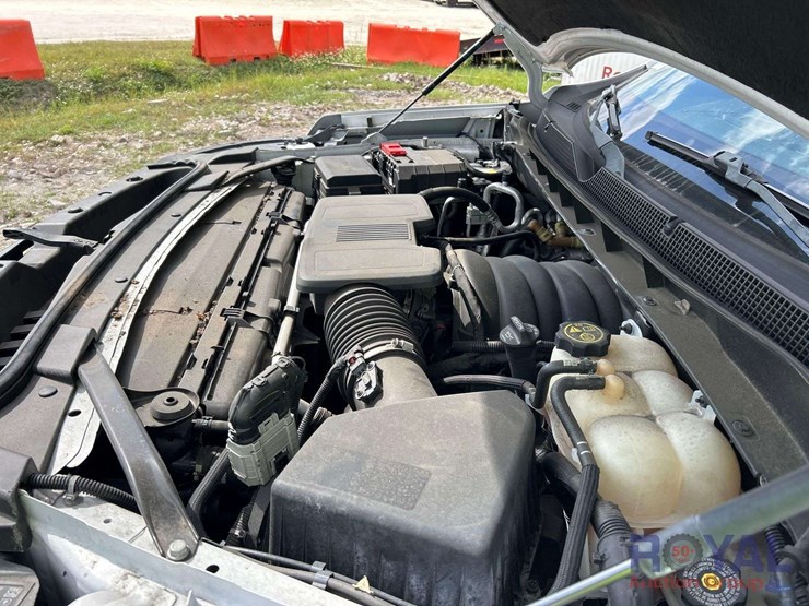 2022-chevrolet-tahoe-image-8