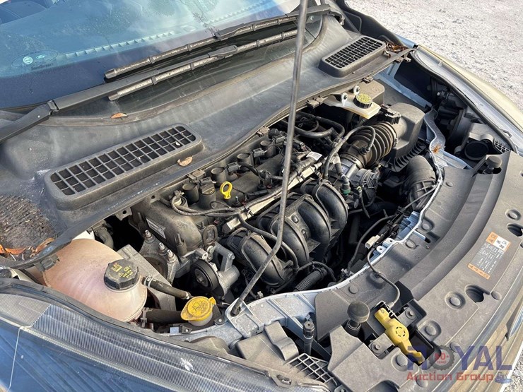 2019-ford-escape-image-8