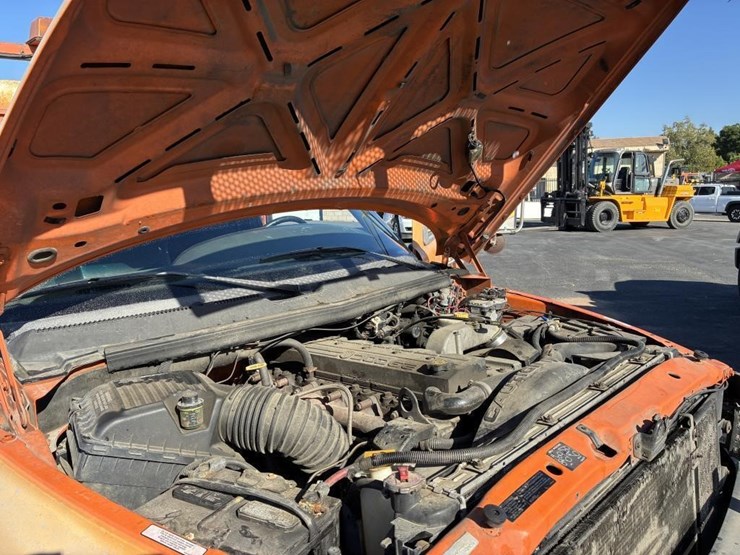 2001-dodge-ram-3500-image-11