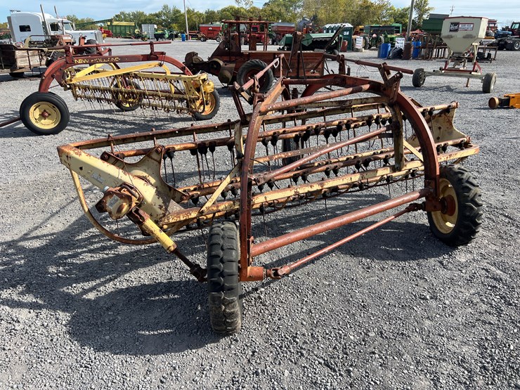 new-holland-256-image-6