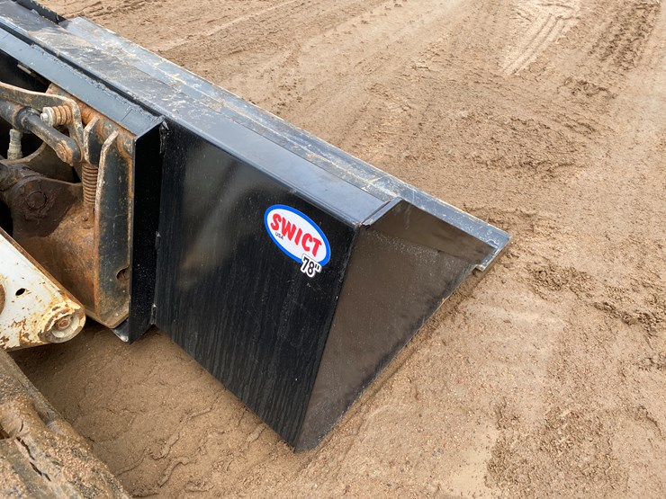 2014-bobcat-t650-image-13