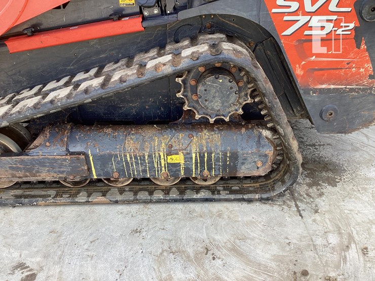 2019-kubota-svl75-2-image-11