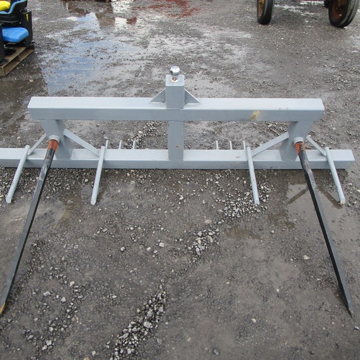 #441 • 3PT DOUBLE BALE SPEAR MOWER