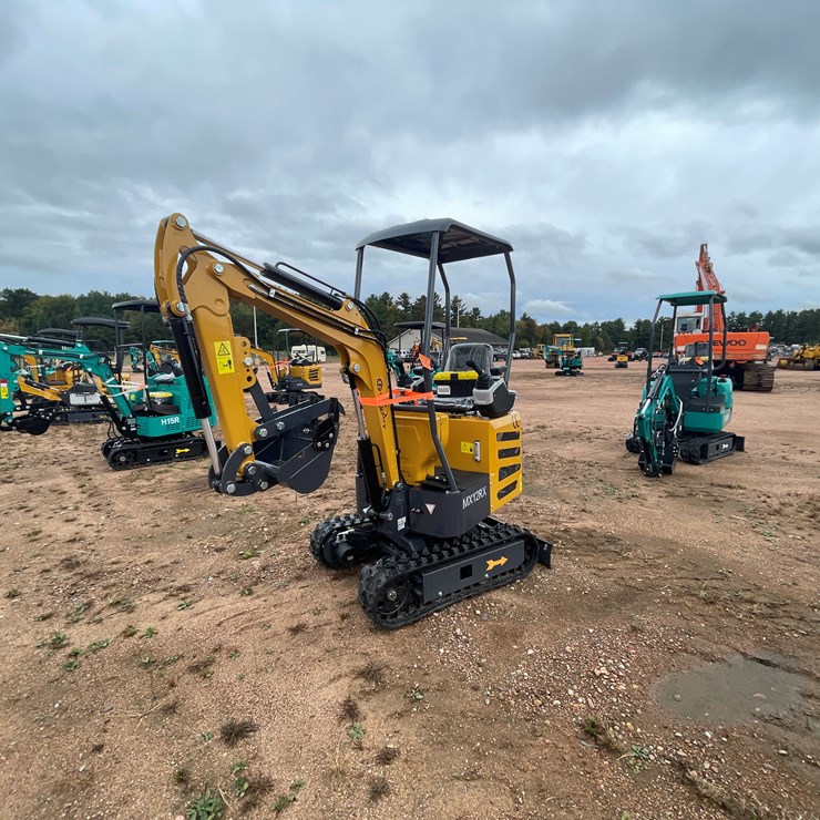 #1695 • AGT MX12RX Mini Excavator