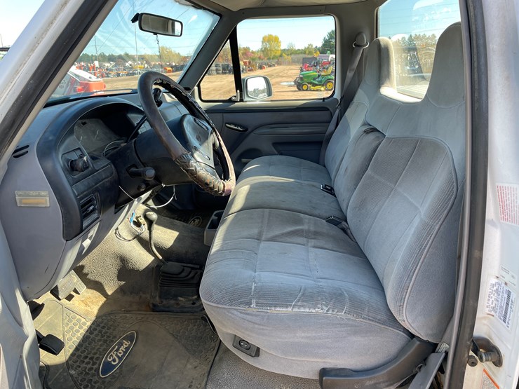 1997-ford-f350-xlt-image-29