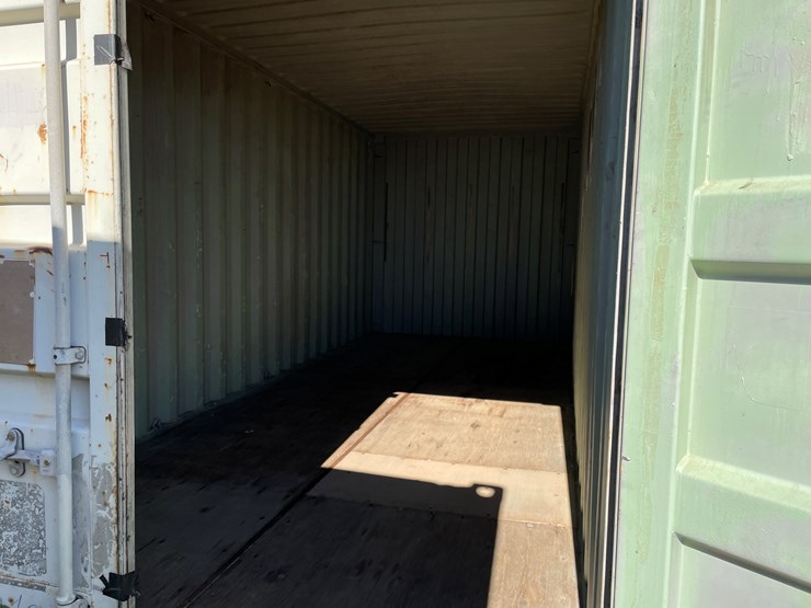 #3594-•-20'-standard-height-shipping-container-image-7