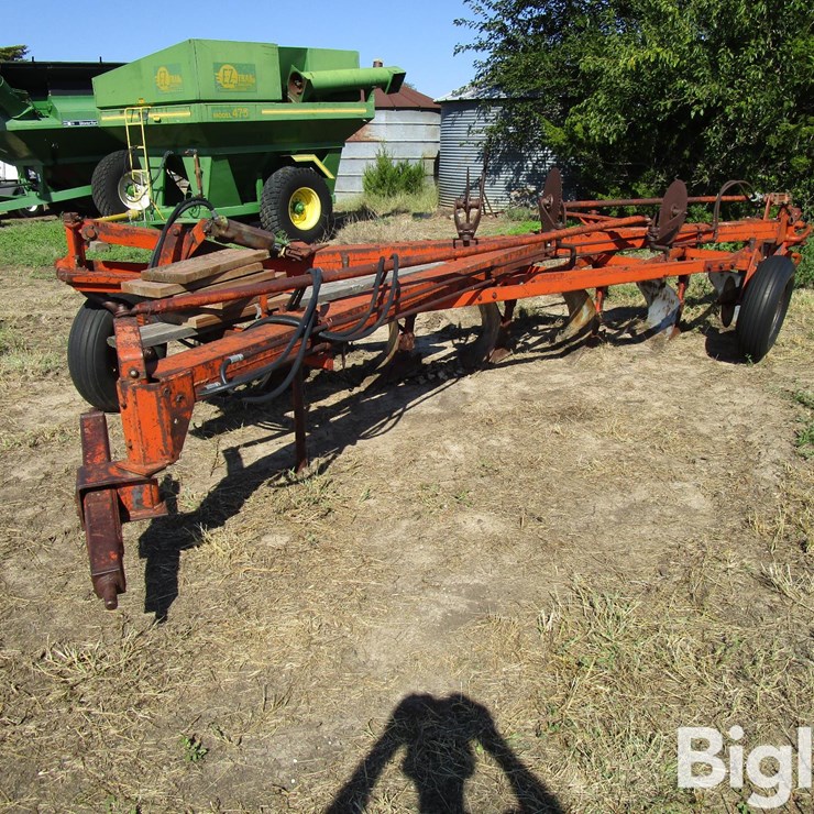 Case 6x16 Semi-Mounted Plow