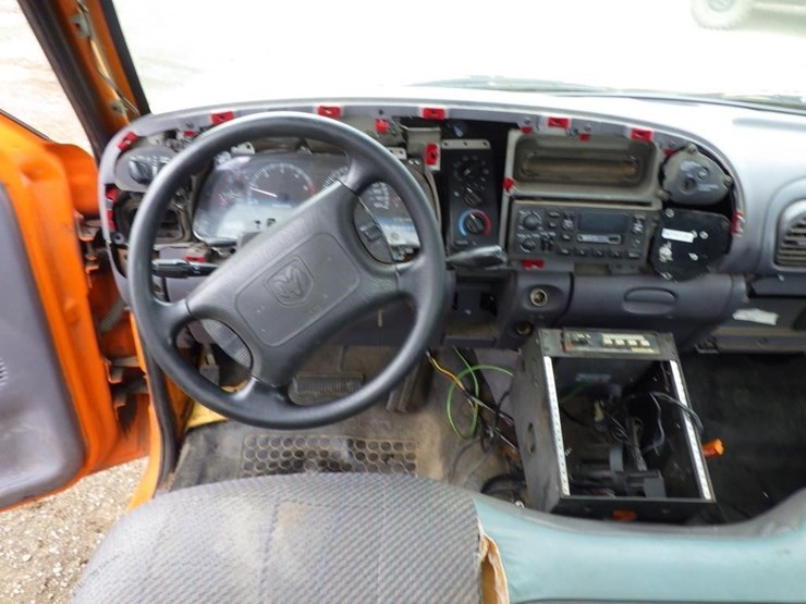 2001-dodge-ram-2500-image-7