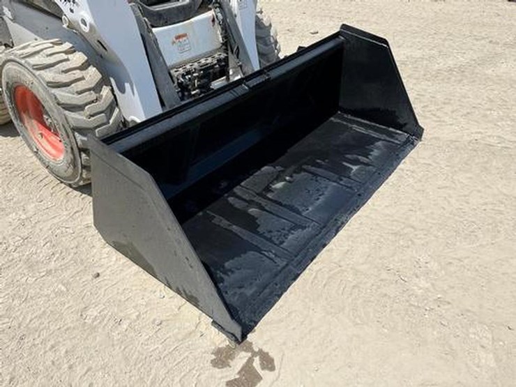 wildcat-84"-skid-steer-snow/litter-bucket-image-3