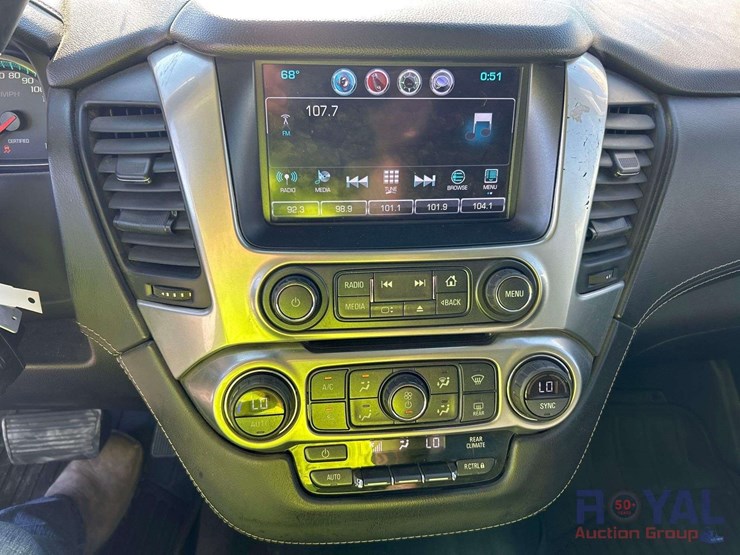 2018-chevrolet-tahoe-image-19