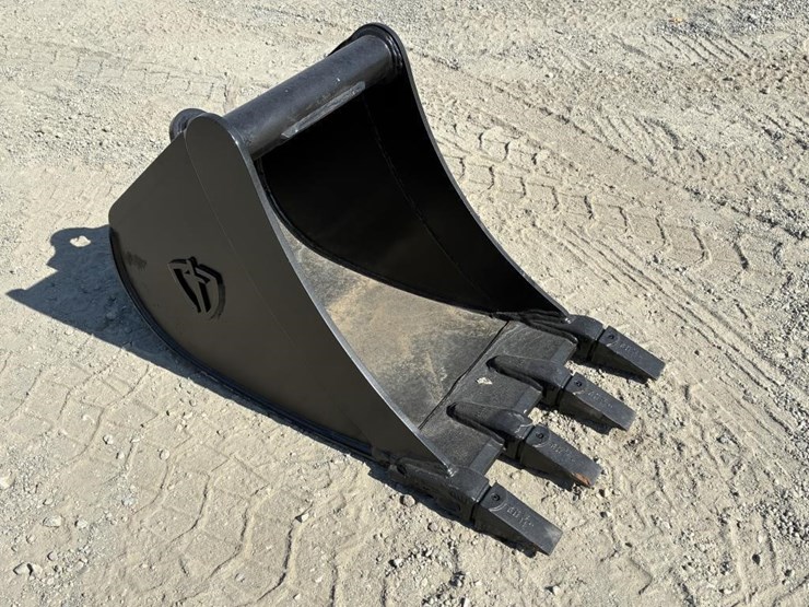 sany-excavator-bucket-w/-teeth-18"-image-2