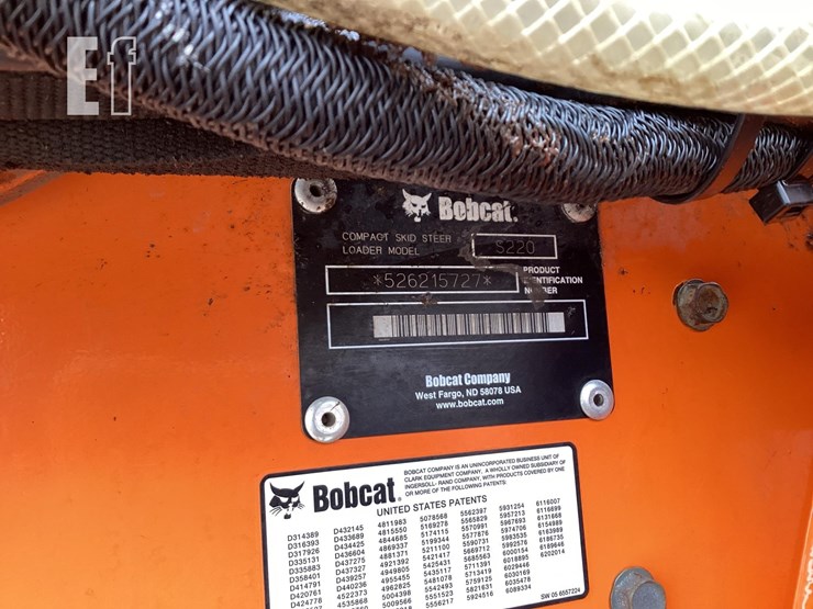 2005-bobcat-s220-image-18