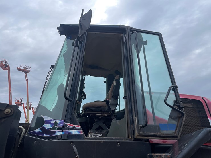 2011-case-821f-image-37