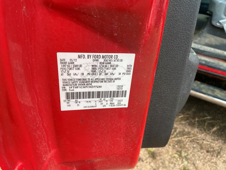 2012-ford-f150-image-32