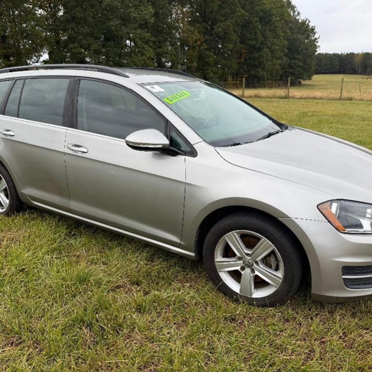 2015 VOLKSWAGON GOLF TDI