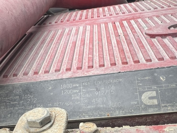 2016-kenworth-t880-image-11