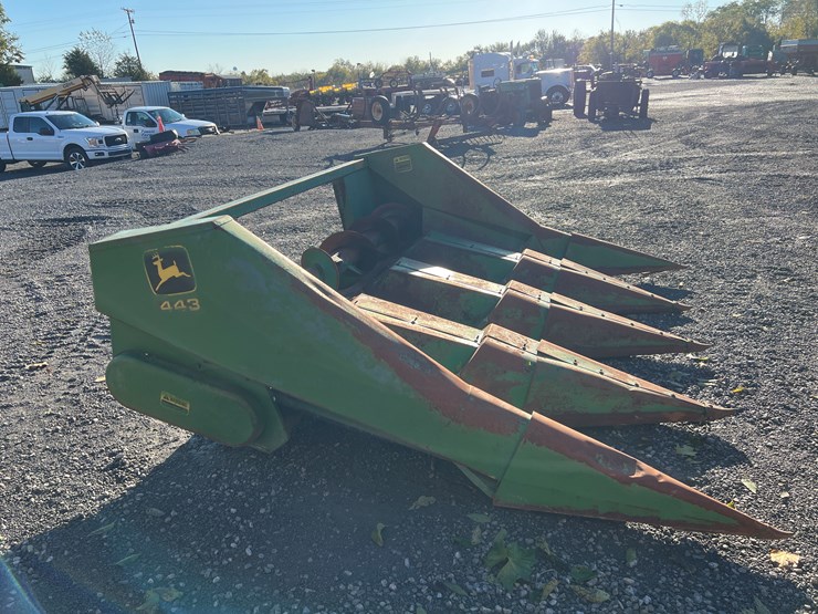 john-deere-443-image-4