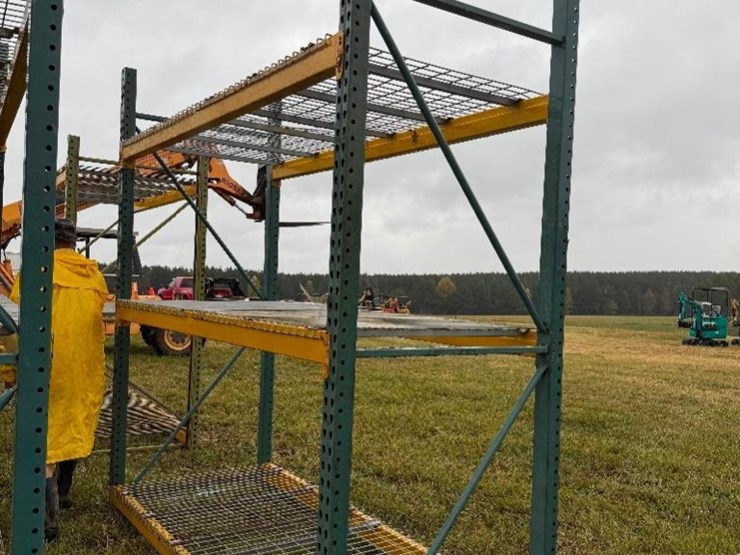 pallet-shelving-(42"x102"x9')-image-1