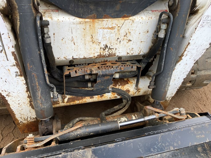 2014-bobcat-t650-image-20