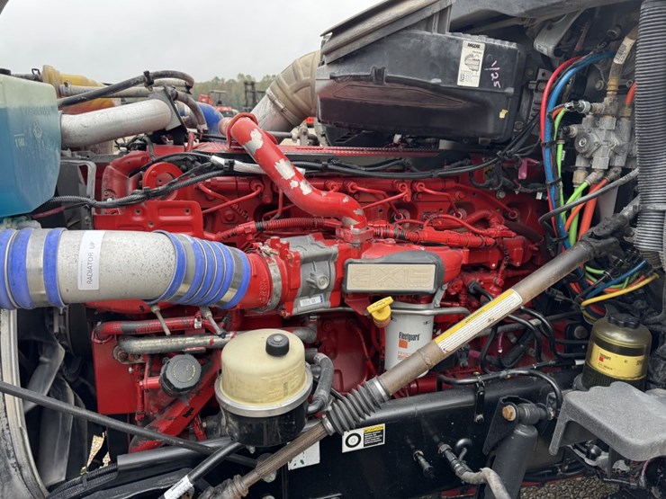 2018-kenworth-t680-image-8