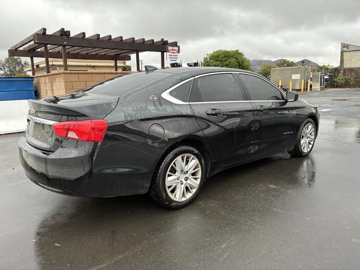 2018-chevrolet-impala-sedan-image-3
