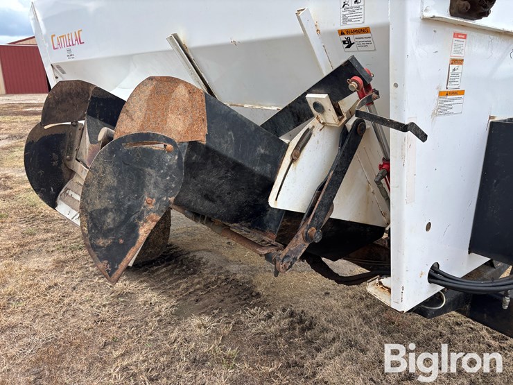 2012-cattlelac-460-image-20